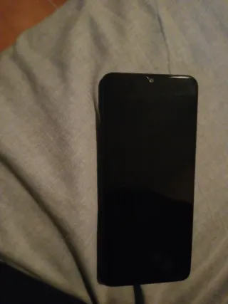 Teléfono móvil negro