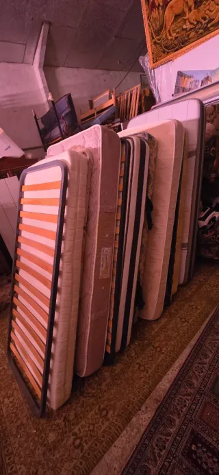 Colchón nuevo y de segunda mano