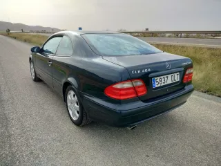 Mercedes-Benz CLK 2005