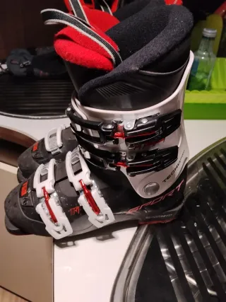 Sci e scarponi Atomic Race Ti