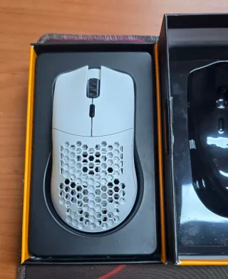 Ratón Glorious Model O Wireless Inalambrico.