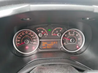 FIAT Doblò Maxi 70.000 kilometros. Pegatina Eco.