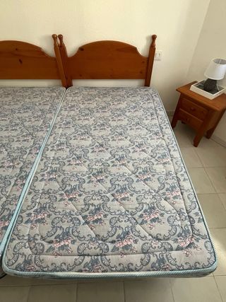 2 Camas Completas con Cabecero Madera