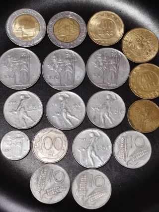 Lotto di 18 monete italiane