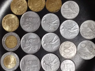 Lotto di 18 monete italiane