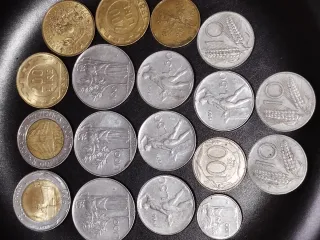 Lotto di 18 monete italiane