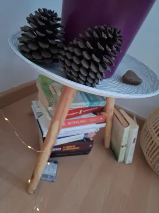 Mesa auxiliar decorativa para plantas