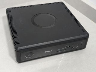 Mini PC Zotac Magnus EN1070K Gaming