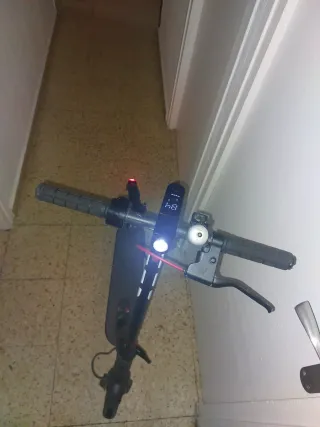 Patinete Eléctrico Xiaomi,con cargador original.