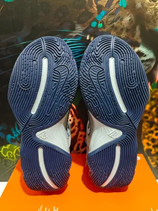 Nike Giannis Immortality 4 Talla 42