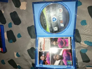 PS4 FIFA 19, 20, 23 + 2 Mandos