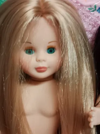 2 muñecas de colección copias de Nancy clásica nue