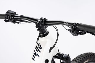 Bicicleta Eléctrica Haibike Alltrail 8 Low 27.5