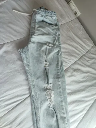 Par de Vaqueros Pull & Bear desgastado XS hombre