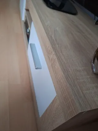 Mueble TV madera blanco y marrón