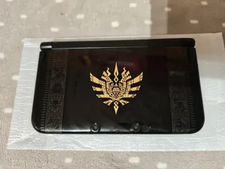 Nintendo 3DS LL Monster Hunter 4 Edición Especial