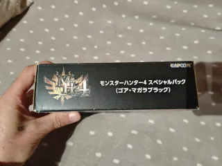 Nintendo 3DS LL Monster Hunter 4 Edición Especial