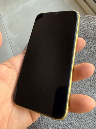 iPhone 11 128GB Amarillo