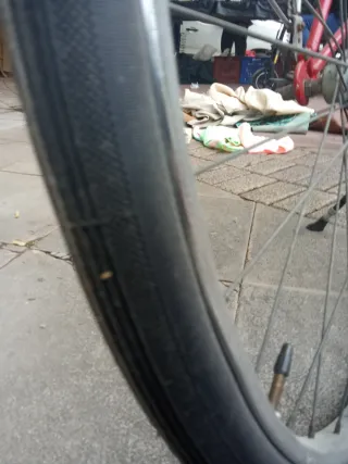 Bicicleta de paseo roja