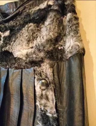 Conjunto Chaqueta y Falda Piel Auténtica