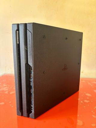 PS4 PRO 1000GB