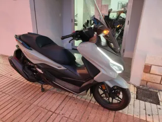 Honda Forza 350 ABS