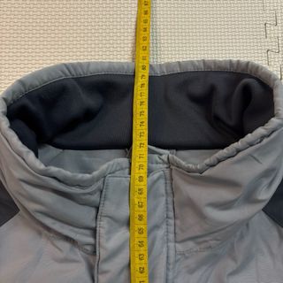 Chaqueta Nike Cor72z gris acolchada