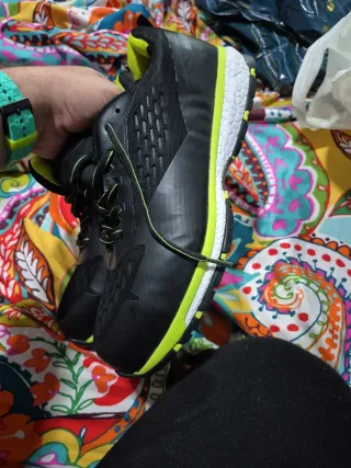 Zapatos Bellota Talla 45 Negros y Verdes