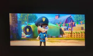 Proyector HD Wifi Bluetooth + Trípode