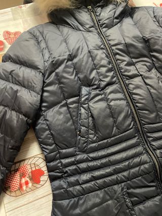 Piumino blu con cappuccio