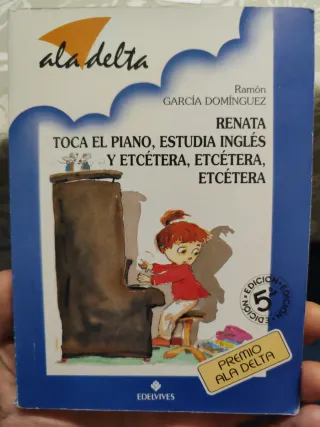 Renata toca el piano, estudia ingles y etcetera...