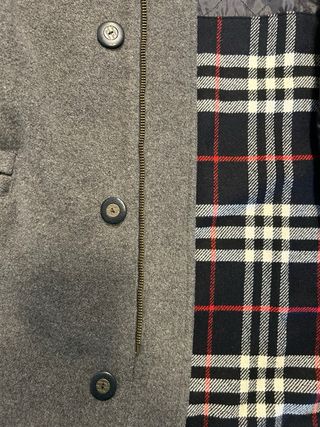 Chaquetón gris acolchado