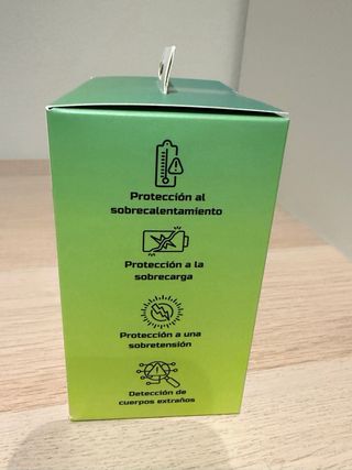 Base Carga 3 en 1 Q2 Negro, nuevo a estrenar.