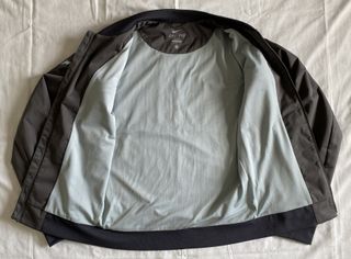 Chaqueta deportiva NIKE. Talla S