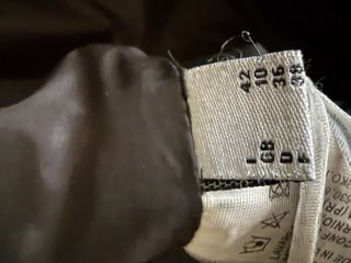 Piumino Pinko Blu Scuro con Dettagli Neri