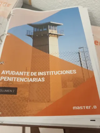 Ayudante de instituciones penitenciarias