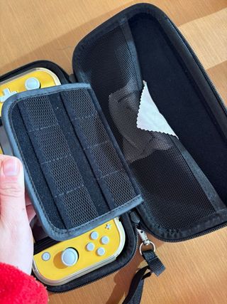 Nintendo Switch Lite Amarilla