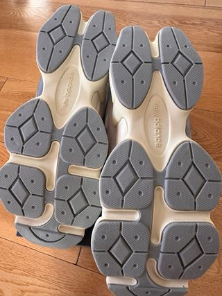 Zapatillas New Balance 9060 Beige/Gris