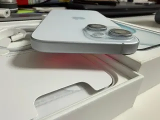 iPhone 15 256GB Azul Claro