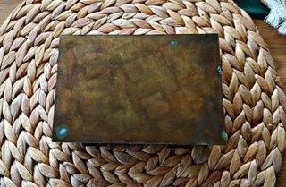 Antica scatola egiziana in avorio