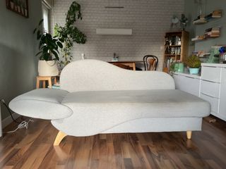 Sofá chaise longue estilo nórdico