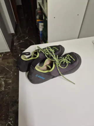 Zapatillas escalada Simond 43