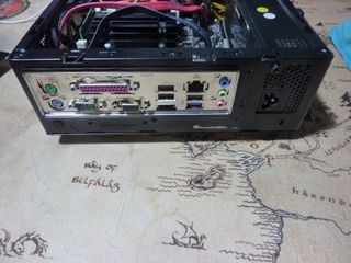 Micro Torre ITX Intel Celeron 2.4GHz 4GB RAM