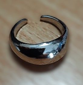 Anillo plateado ajustable