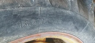 Ruedas y llantas John Deere