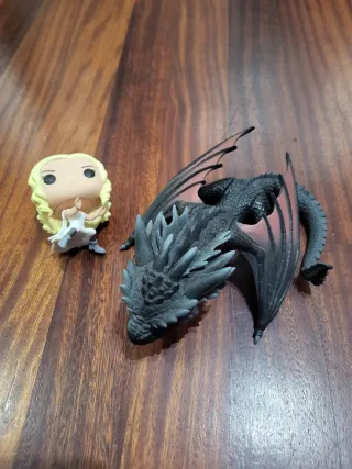 Funko Pop! Daenerys y Drogon Game of Thrones