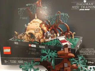 LEGO Star Wars Dagobah Jedi Training 75330