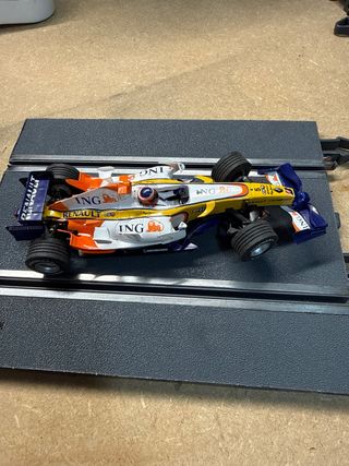 Coche Scalextric F1 Renault Analógico
