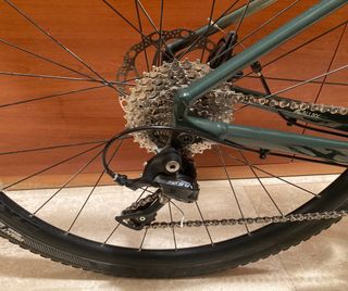 Bicicleta Gravel Giant Revolt