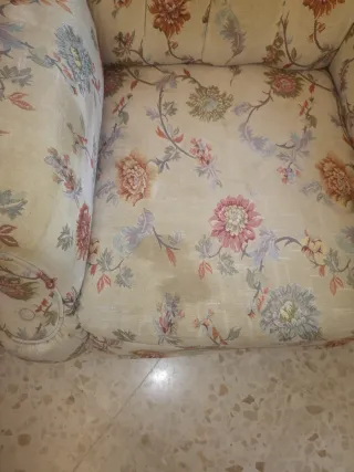 Tresillo y sofás capitoné